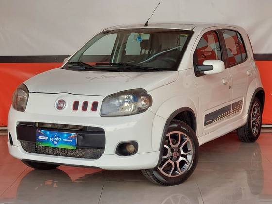 FIAT UNO 1.4 EVO SPORTING 8V FLEX 4P MANUAL FIAT UNO 1.4 EVO SPORTING 8V FLEX 4P MANUAL
